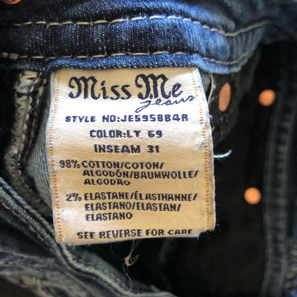 Miss Me Embellished Signature Boot Jeans 24 - Picture 6 of 6